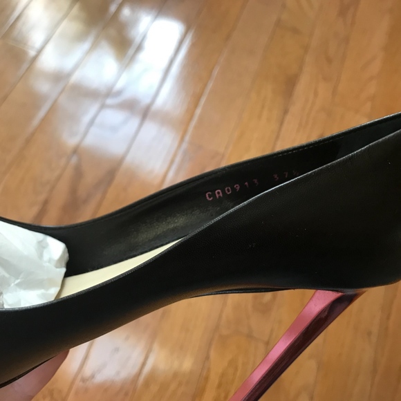 DIOR METALLIC PINK HEEL BLACK LEATHER PUMPS - Picture 6 of 6